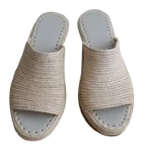 Mule artisanale à talon compensé
